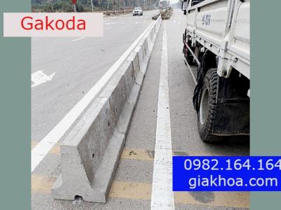 Báo giá dải phân cách cứng